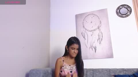 Snapshot of queen_adhara chatting on March 9, 3:05 pm ANTONELLA online show from March 9, 3:05 pm