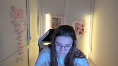 Amelie online show from April 29, 7:23 am
