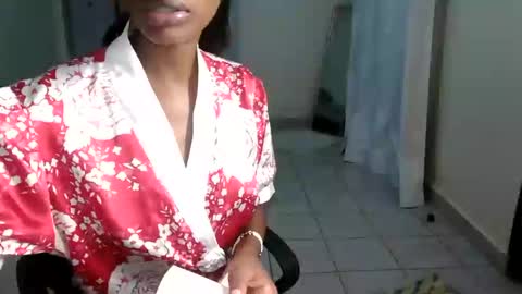 Snapshot of queen_asha chatting on February 3, 4:34 pm queen_asha online show from February 3, 4:34 pm