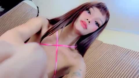 Avah online show from December 4, 2:32 am