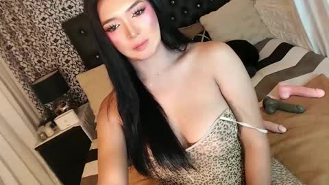 Yeng online show from March 6, 2:30 am