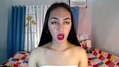 queen_danaya online show from June 5, 11:32 pm