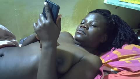 Snapshot of queen_darling3 chatting on July 21, 1:19 am Gentrix online show from July 21, 1:19 am