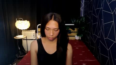 Snapshot of queen_gia chatting on April 1, 1:41 pm queen_gia online show from April 1, 1:41 pm