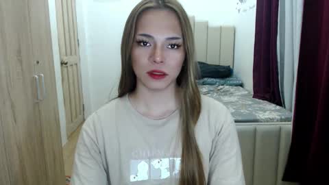 shawny online show from February 21, 1:39 am