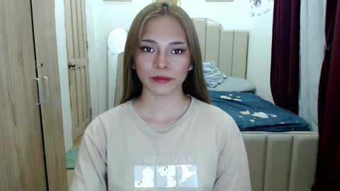 shawny online show from May 18, 12:18 am