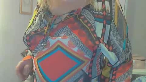 Snapshot of queen_jane8 chatting on December 16, 10:03 pm queen_jane8 online show from December 16, 10:03 pm