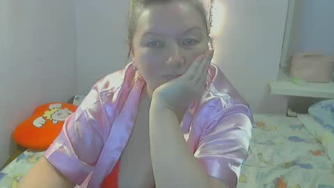 Snapshot of queen_jane8 chatting on December 18, 1:34 pm queen_jane8 online show from December 18, 1:34 pm