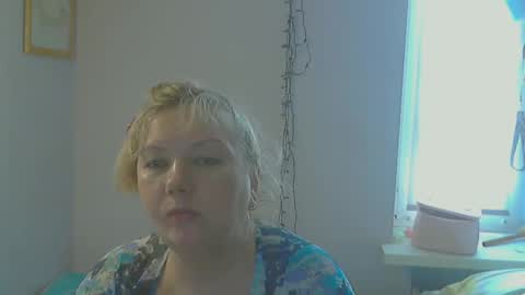 Snapshot of queen_jane8 chatting on February 11, 10:37 am queen_jane8 online show from February 11, 10:37 am