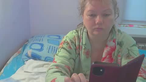 Snapshot of queen_jane8 chatting on February 16, 7:37 am queen_jane8 online show from February 16, 7:37 am