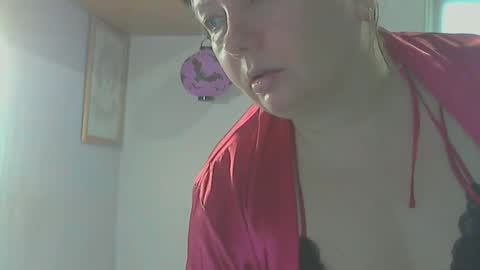 queen_jane8 online show from April 3, 9:29 am