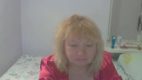Snapshot of queen_jane8 chatting on May 12, 7:55 pm queen_jane8 online show from May 12, 7:55 pm