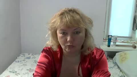 Snapshot of queen_jane8 chatting on May 13, 11:18 am queen_jane8 online show from May 13, 11:18 am