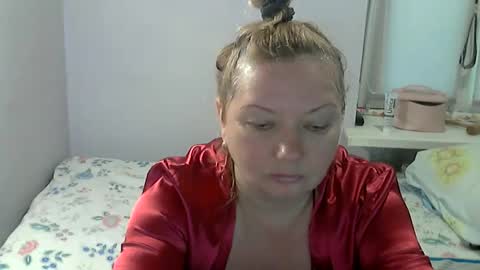Snapshot of queen_jane8 chatting on May 27, 11:07 am queen_jane8 online show from May 27, 11:07 am