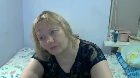 Snapshot of queen_jane8 chatting on June 9, 6:41 pm queen_jane8 online show from June 9, 6:41 pm