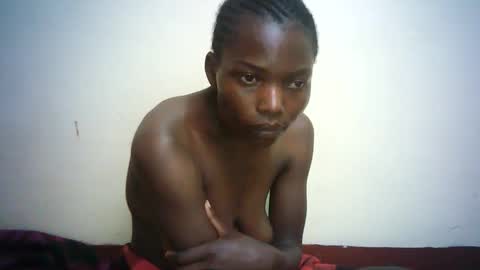 queen_joan online show from February 19, 1:28 pm