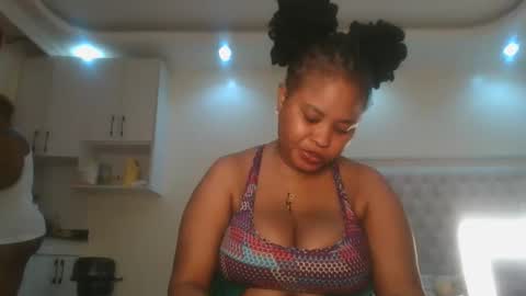 Queen kikih online show from April 14, 6:14 pm