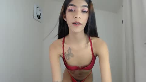 Snapshot of queen_leix chatting on February 20, 10:48 am Leix online show from February 20, 10:48 am