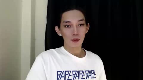 Snapshot of queen_lucifer chatting on December 15, 4:33 pm Queen Lucifer online show from December 15, 4:33 pm