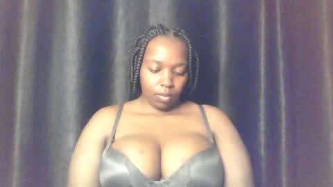 QUEEN online show from March 2, 3:52 am