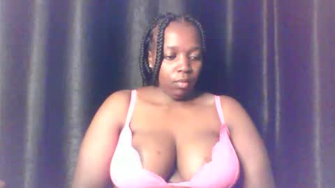 QUEEN online show from March 3, 3:45 am