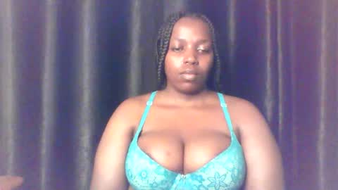 QUEEN online show from March 14, 3:28 pm
