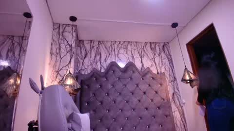 QueenNyx online show from June 14, 2:09 am