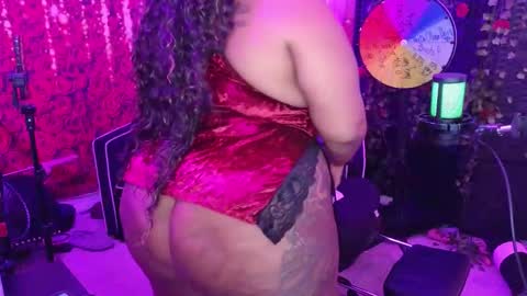 Queen Cherise Roze online show from March 11, 5:19 pm