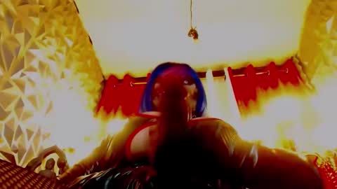 Snapshot of queendomcum6 chatting on March 7, 8:56 am Wanda Luna online show from March 7, 8:56 am