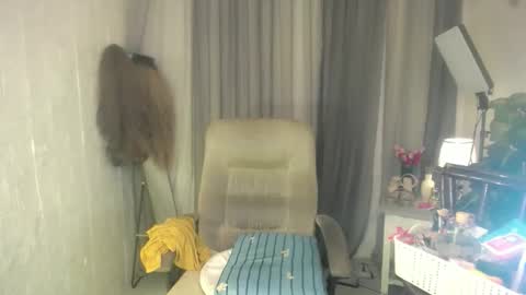 Be my property Sabrina online show from February 5, 8:30 am