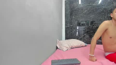 queenie_quinn09 online show from March 6, 6:05 pm