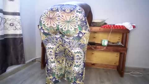 Snapshot of queenkiah chatting on September 24, 2:53 pm Nina online show from September 24, 2:53 pm