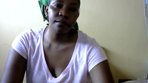 queenlacey_1 online show from March 9, 11:46 pm