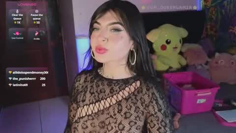 Snapshot of queenlamia chatting on March 7, 10:45 am  Taurus online show from March 7, 10:45 am