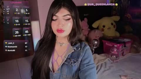 Snapshot of queenlamia chatting on March 10, 12:48 pm  Taurus online show from March 10, 12:48 pm