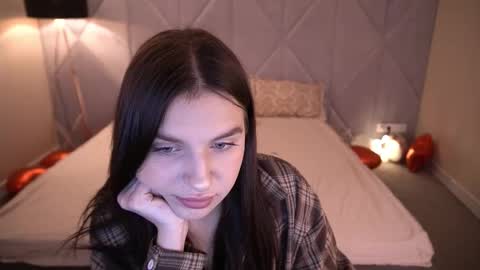 queenlilithh online show from March 29, 8:25 am