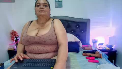 VickyBoobss online show from May 12, 7:22 pm