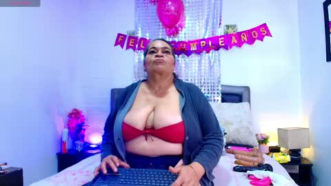 VickyBoobss online show from May 16, 12:59 pm