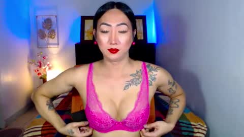 QUEEN online show from February 11, 11:43 am