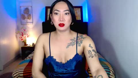 QUEEN online show from February 20, 4:18 am