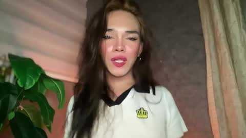 QUEEN online show from October 1, 5:30 pm