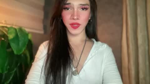 QUEEN online show from April 2, 8:34 am