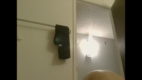 queenofmen33 online show from April 3, 10:02 am