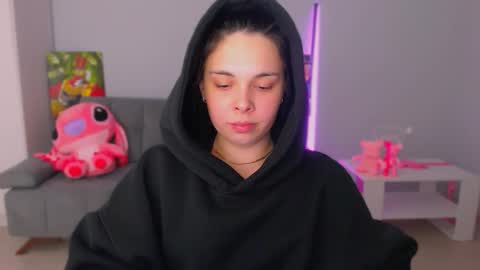 Patricia online show from October 13, 3:23 pm