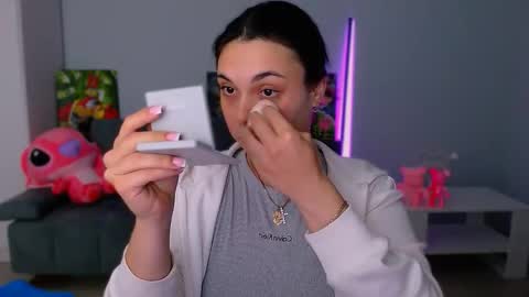 Patricia online show from October 30, 5:24 pm