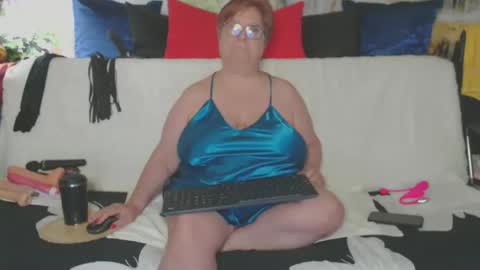 QueenPammy online show from May 9, 7:46 am