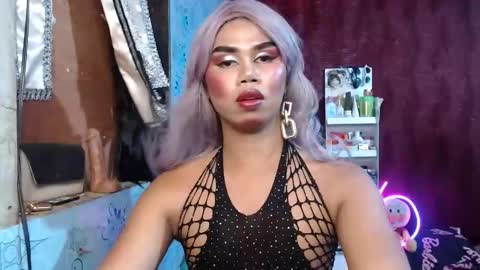queenpinayebony_xx online show from March 30, 12:39 pm