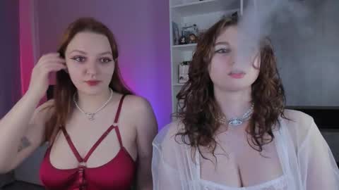 Snapshot of queenrosel chatting on May 15, 4:47 pm Rose online show from May 15, 4:47 pm