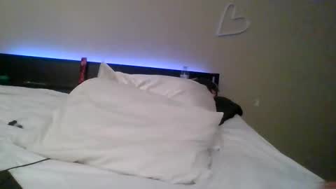 Snapshot of queensecrets chatting on February 14, 11:01 pm queensecrets online show from February 14, 11:01 pm