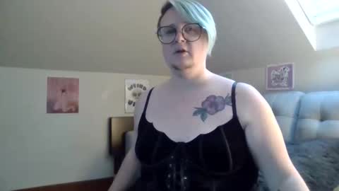 queerlyjaz online show from November 28, 10:56 pm